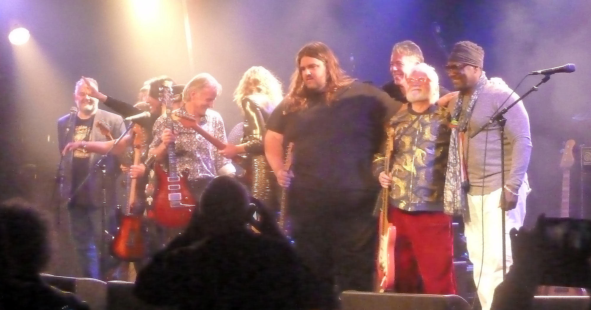 AnaPopovic2026-08-04BluesGuitarRoadshowGovernorHindmarshHotelAdelaideAustalia (1).jpg